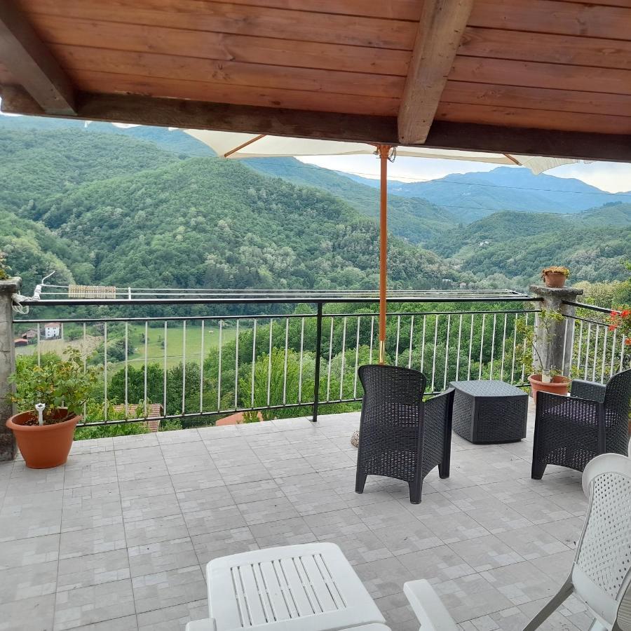 فيلا فاريسى ليجورفي Agriturismo Merlotta المظهر الخارجي الصورة