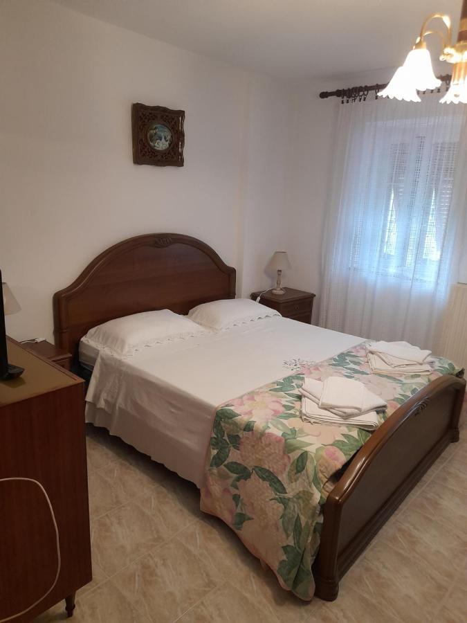 فيلا فاريسى ليجورفي Agriturismo Merlotta المظهر الخارجي الصورة